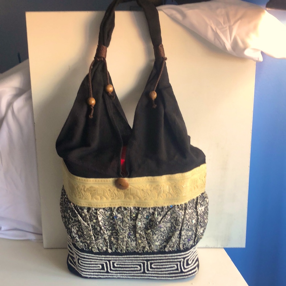 💜💜Hand stitched bohemian shoulder bag